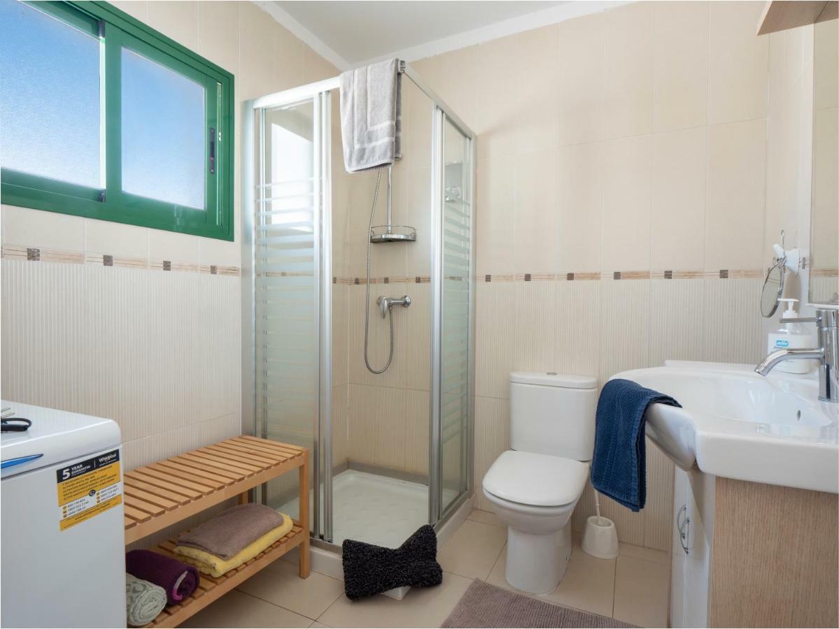 Apartment Los Zafiros In Puerto Del Carmen Aircond & Wifi & Dishwasher Tias Bagian luar foto